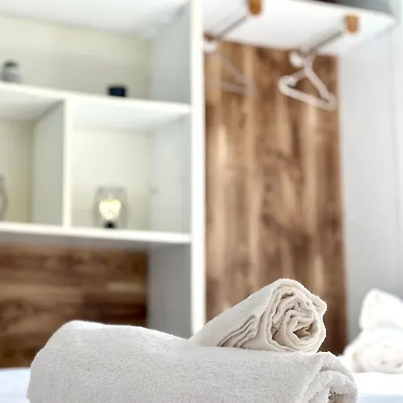 Silverwave Mykonos 아파트 *